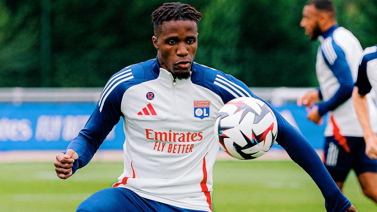 Wilfried Zaha’nın pişmanlığı: Lyon’da villa değil daire verdiler