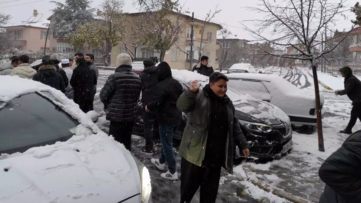 22 ilimizde eğitime kar engeli