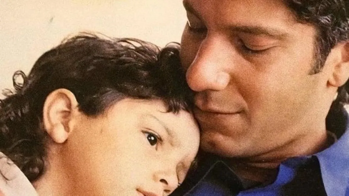 Behzat Uygur’dan kendi adını taşıyan müzisyen oğluna duygusal kutlama! Nostaljik baba-oğul karesine beğeni yağdı!