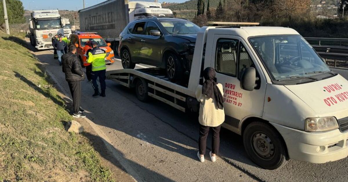TEM’de kimyasal yüklü tanker ile cip çarpıştı! İstanbul istikametinde ulaşım aksadı