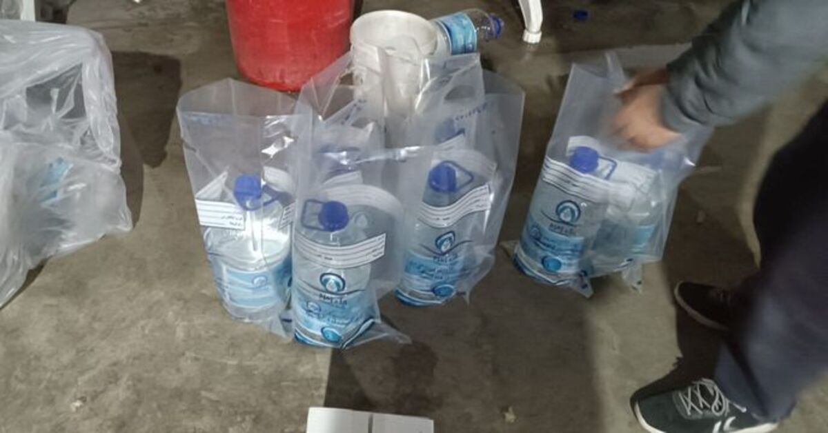 Adana’da 15 ton çeşme suyunu zemzem suyu diye şişelediler
