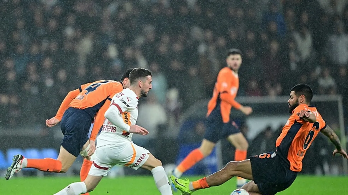 Son dakika haberi: Galatasaray zorlu Başakşehir deplasmanında! Maçta ilk gol (CANLI)