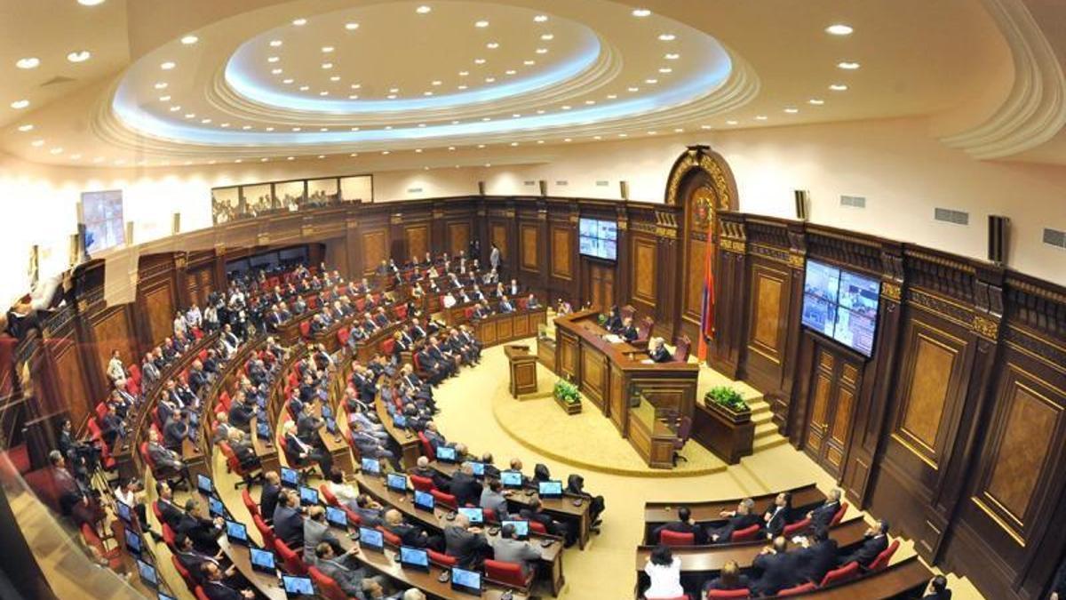 Ermenistan parlamentosu, “Avrupa Birliği’ne Üyelik Sürecinin Başlatılması Hakkında” yasa tasarısını kabul etti